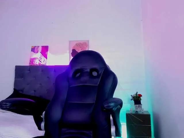 Ellie-Alves on BongaCams 