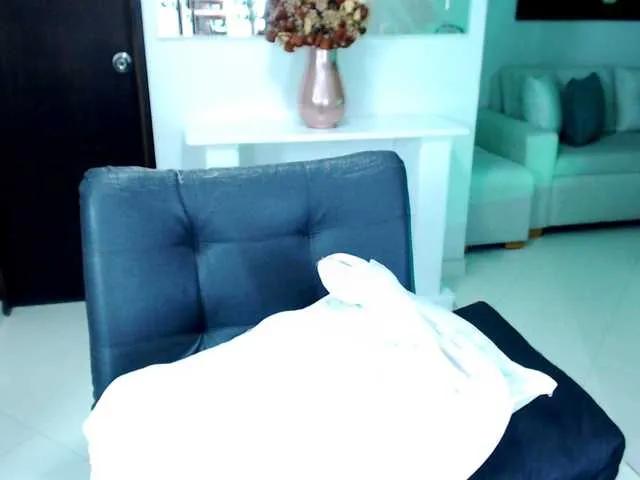 julietjohnson on BongaCams