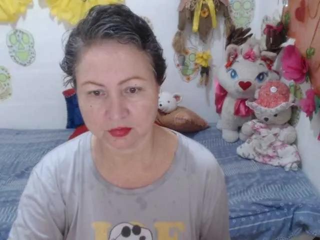 LADYQUEEN520 — A well -dressed gentleman, who smells delicious, his way of speaking and treating me, who is a seductive gentleman