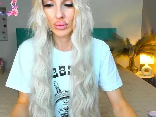 lana-sweetie on BongaCams