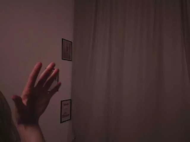 Maddison on BongaCams 