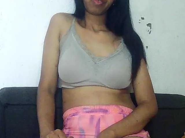 Mimie586 on BongaCams 