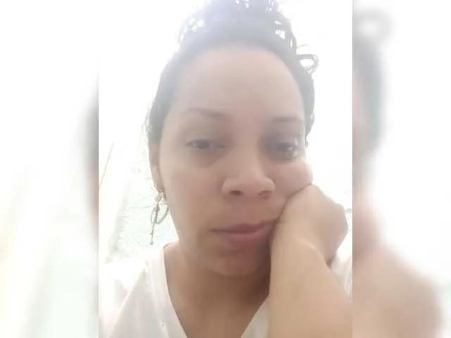 Pussyhairy13 on BongaCams 