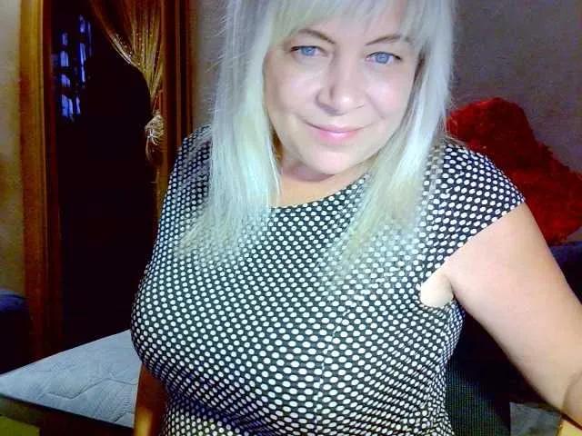 Savan35na on BongaCams 