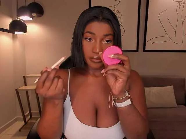 SavannahStorm on BongaCams 