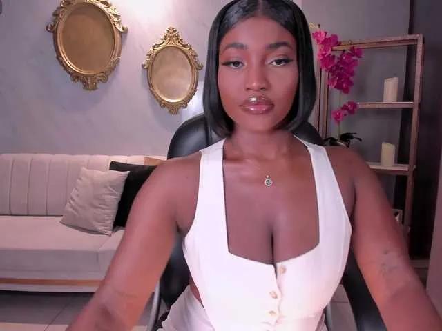 SavannahStorm on BongaCams 