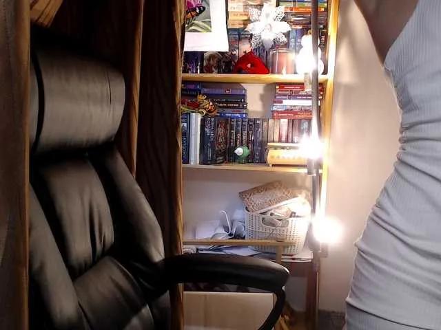 Succubus13 on BongaCams 