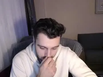 2handsomeman on Chaturbate