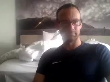 _kiwi_cock on Chaturbate