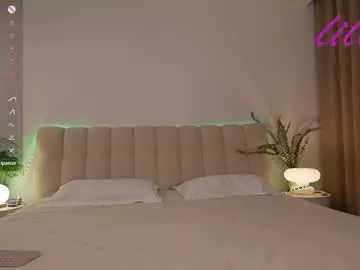 _lillilly_ on Chaturbate