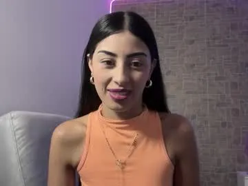 abrilsantosxo on Chaturbate