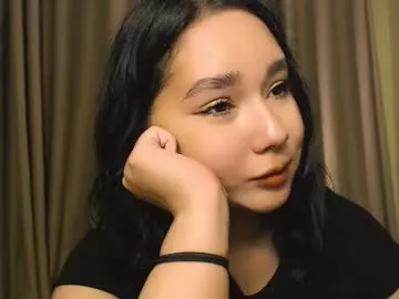 adellene on Chaturbate