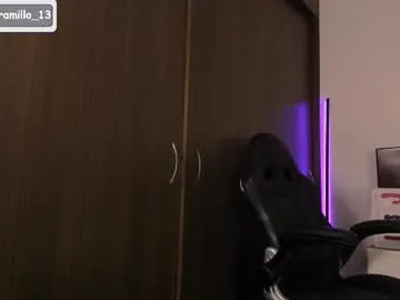 alejaramillo_ on Chaturbate