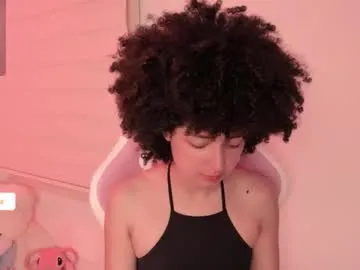 alice_wiinter on Chaturbate