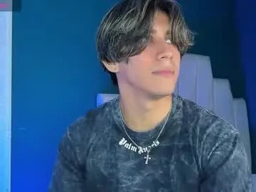 allexcano on Chaturbate