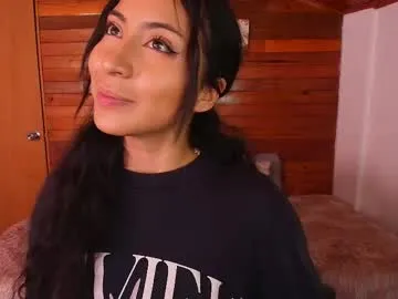 amber_curly on Chaturbate