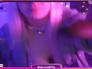 ambrosiakitty on Chaturbate