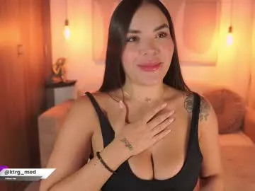 amelie_gonzalez on Chaturbate