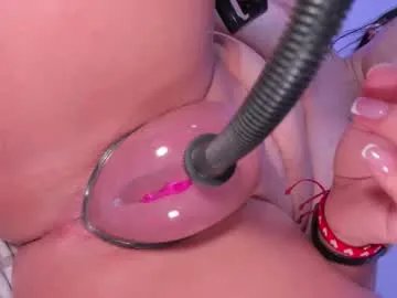 aniiieee_x on Chaturbate 