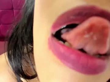 anthonelaa__ on Chaturbate