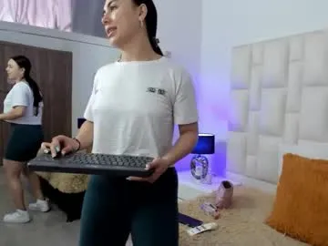 ariana_rouse_ on Chaturbate