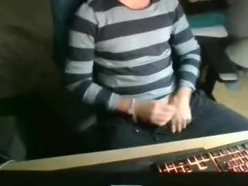 azdert2100 on Chaturbate