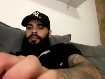 beardmax on Chaturbate