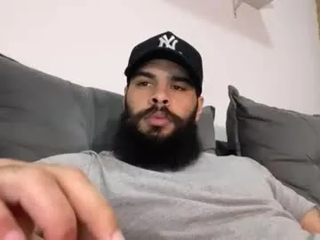 beardmax on Chaturbate