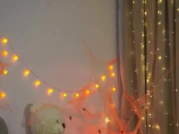 beckymadsons —  Let's reach 70000+ TODAY! I'm a #teen #18, #new #shy here, but already the best #bigass on CB  - Goal: tease you with my pussy close to cam in doggy  [79 tokens left]