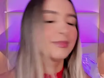 bella1207 on Chaturbate