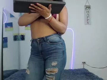 bella_warzon on Chaturbate