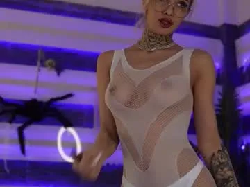 blondie_muller on Chaturbate