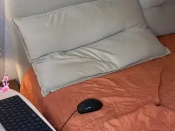 brightrays__ on Chaturbate