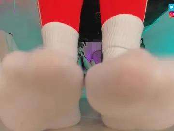 charlotte__grey — Naughty girl with naught feet, come and enjoy it #feet #latina #pantyhose #socks #hairypussy