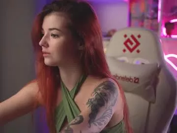 charmings_054 on Chaturbate