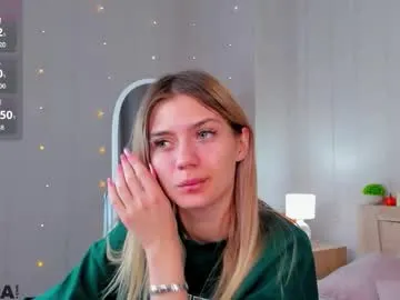 cherry_pr1ce on Chaturbate