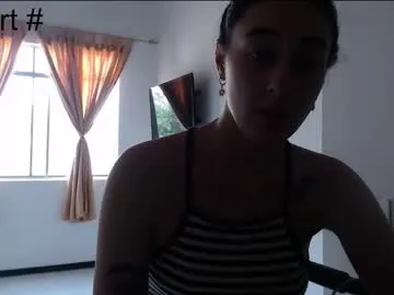 chloe_vahos — room subject changed to 