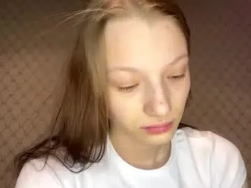 cleotilderinde on Chaturbate