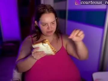 courteous_raspberrrry on Chaturbate