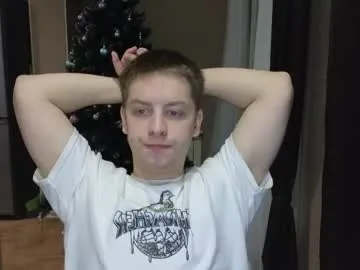 danila_trezzini — Goal: show dick #bigcock #muscle #young #twink #uncut - Next Goal: flex muscles