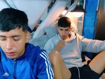 darwinandbrayan on Chaturbate