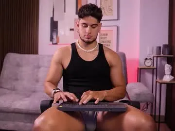 davies_brown on Chaturbate