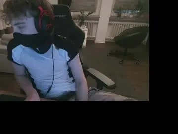 deanparkerx on Chaturbate