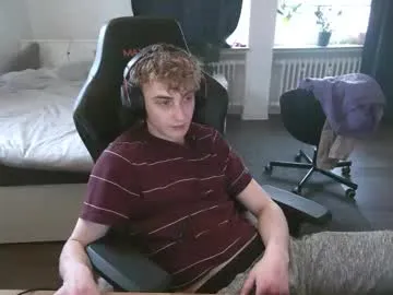 deanparkerx on Chaturbate