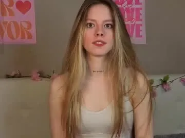 denaebeste on Chaturbate