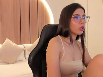 desireee_ on Chaturbate