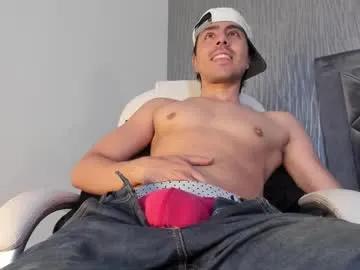 dylan_cross_ — GOAL: Show hard dick [23 tokens remaining] Let's make this day better for each other  /PVT ON Let me be your fantasy! / #fit #bigcock #findom #hairy #bigdick