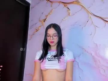 elizabeth_swan18 on Chaturbate
