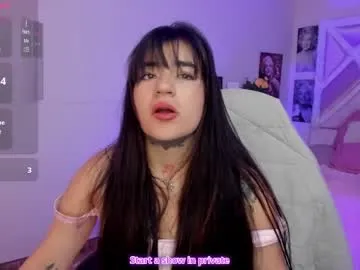 emilayton_ on Chaturbate