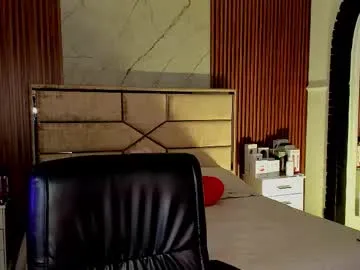 emilyhendrix_ on Chaturbate